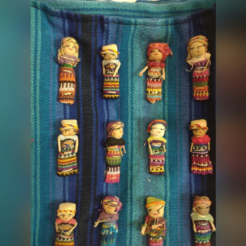 Vibrant Guatemalan Worry Doll Zipper Purse Handbag 9"h X 15"W x  2 1/2"d - Picture 8 of 10